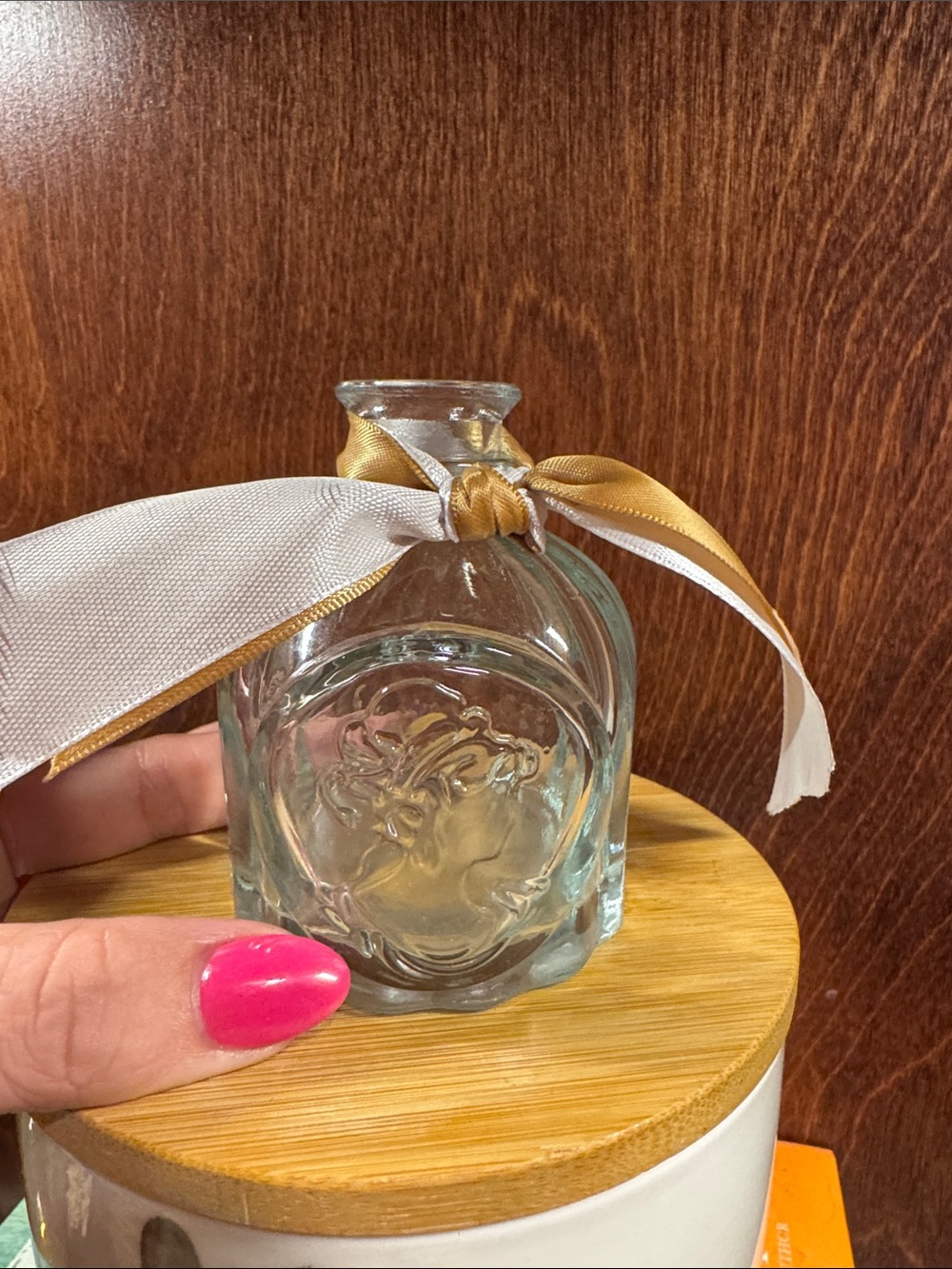 Clear decorative bud vase/votive with elegant lady
